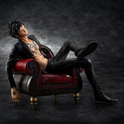 Estátua One Piece...